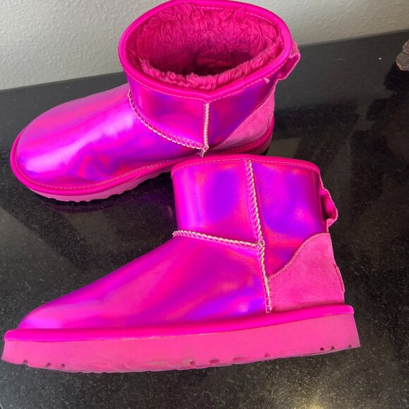 UGG Australia Classic Mini Boots Women's Holographic Hot Pink Size 5 - Picture 10 of 14